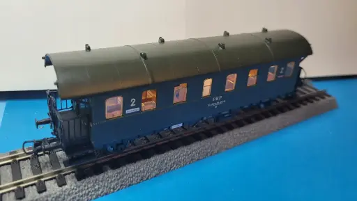 Listwa oświetlenia z dekoderem DCC wagon donner Roco 6200013